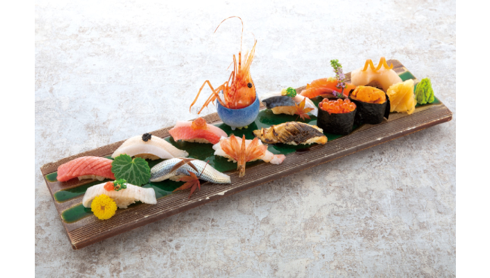 櫓杏廚師發辦 (ro ann’s OMAKASE) 選用時令新鮮食材，經過師傅細心處理，必定為食客帶來味蕾的新體驗。另外，餐廳亦有日式火鍋料理、會席料理等多款日本特色美食，讓大家認識熊本美食及飲食文化